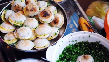 Bánh đặc sản Phan Thiết - ALONGWALKER