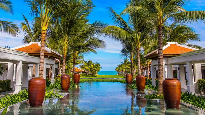 Trải nghiệm thiên đường nghỉ dưỡng với Top 5 Resort Nha Trang sang – xịn – mịn - ALONGWALKER